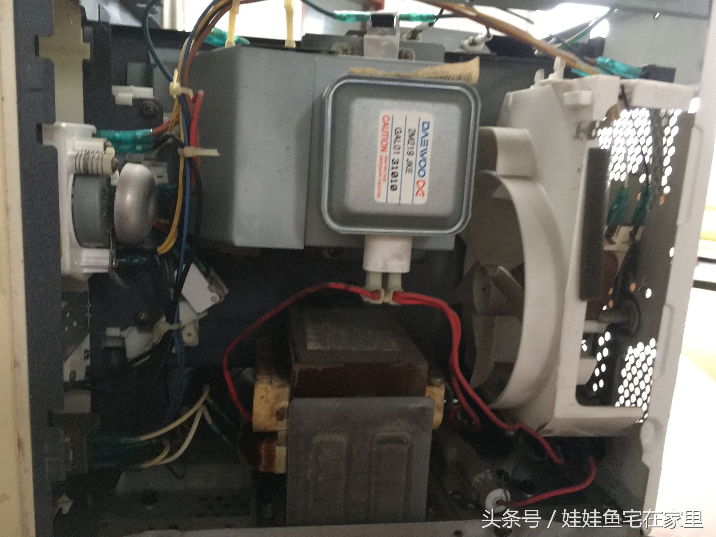 拆格兰仕微波炉,拆报废微波炉