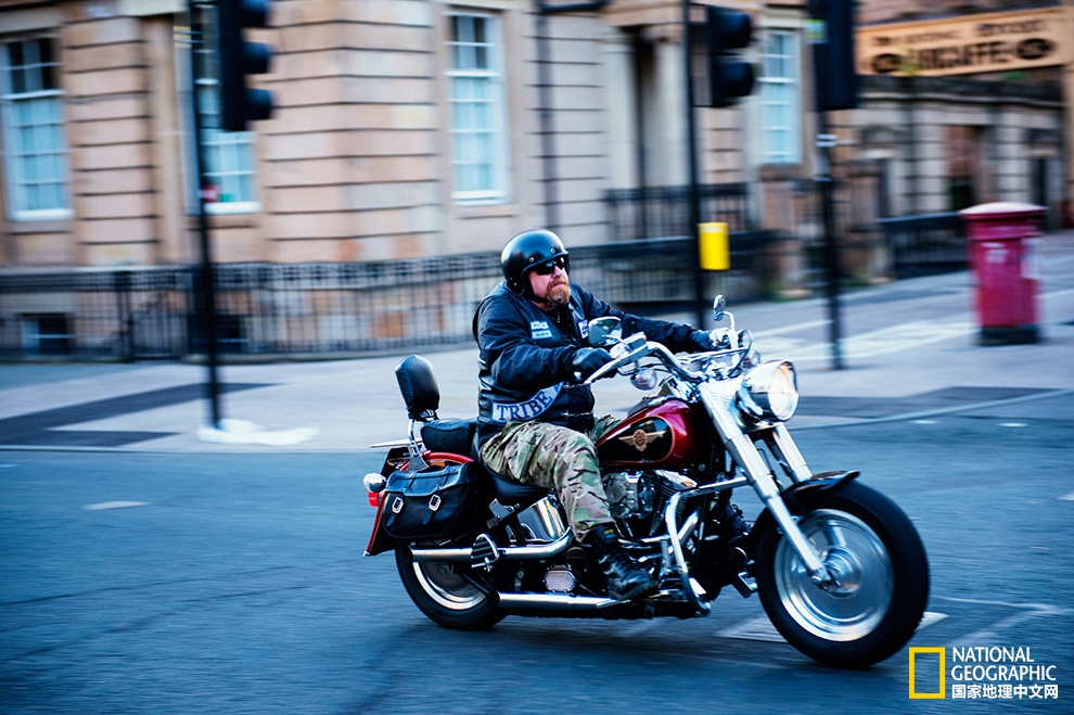 英爱岛行:寂静与喧哗,理智与情感