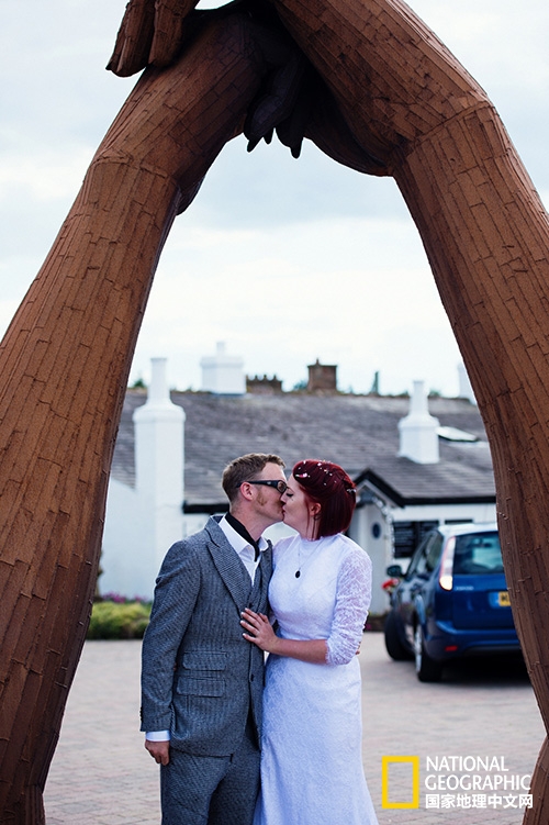 英爱岛行:寂静与喧哗,理智与情感