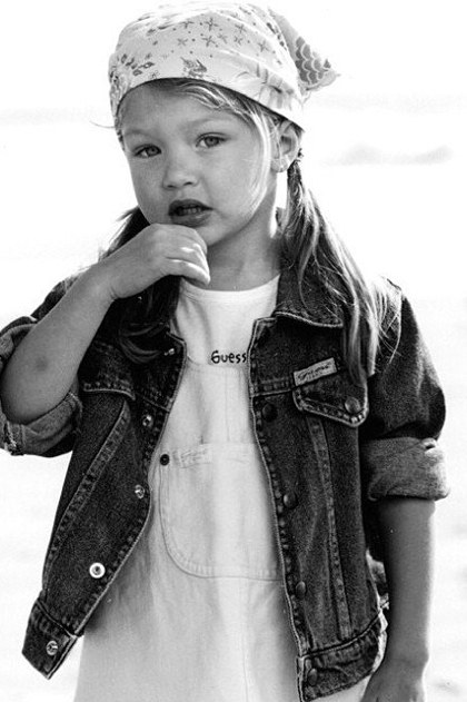 超模gigihadid西装穿搭,gigihadid变色龙式的超模