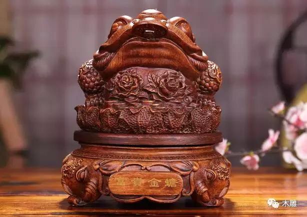 美容店的金蟾怎么摆放招财,为什么说摆放金蟾摆件可以招财