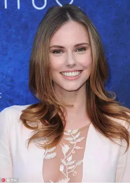 适合唇色深的豆沙色号大牌,豆沙色西柚色人鱼色