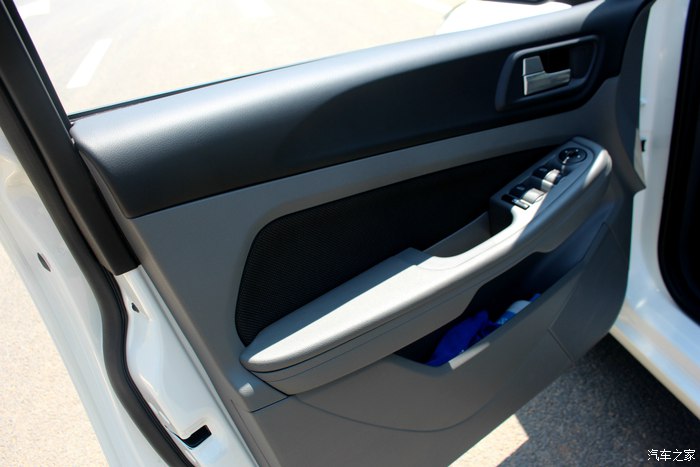 福克斯两厢手动挡用车感受,我的用车心得