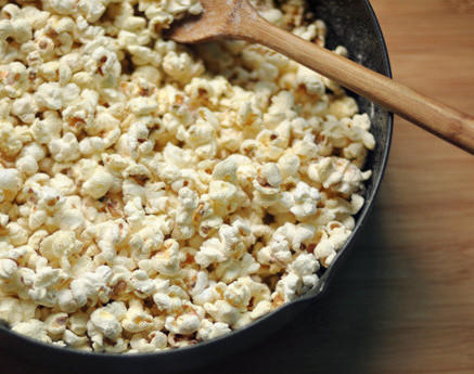 什么样的玉米粒可以做爆米花,怎么做可以爆出爆米花的玉米粒