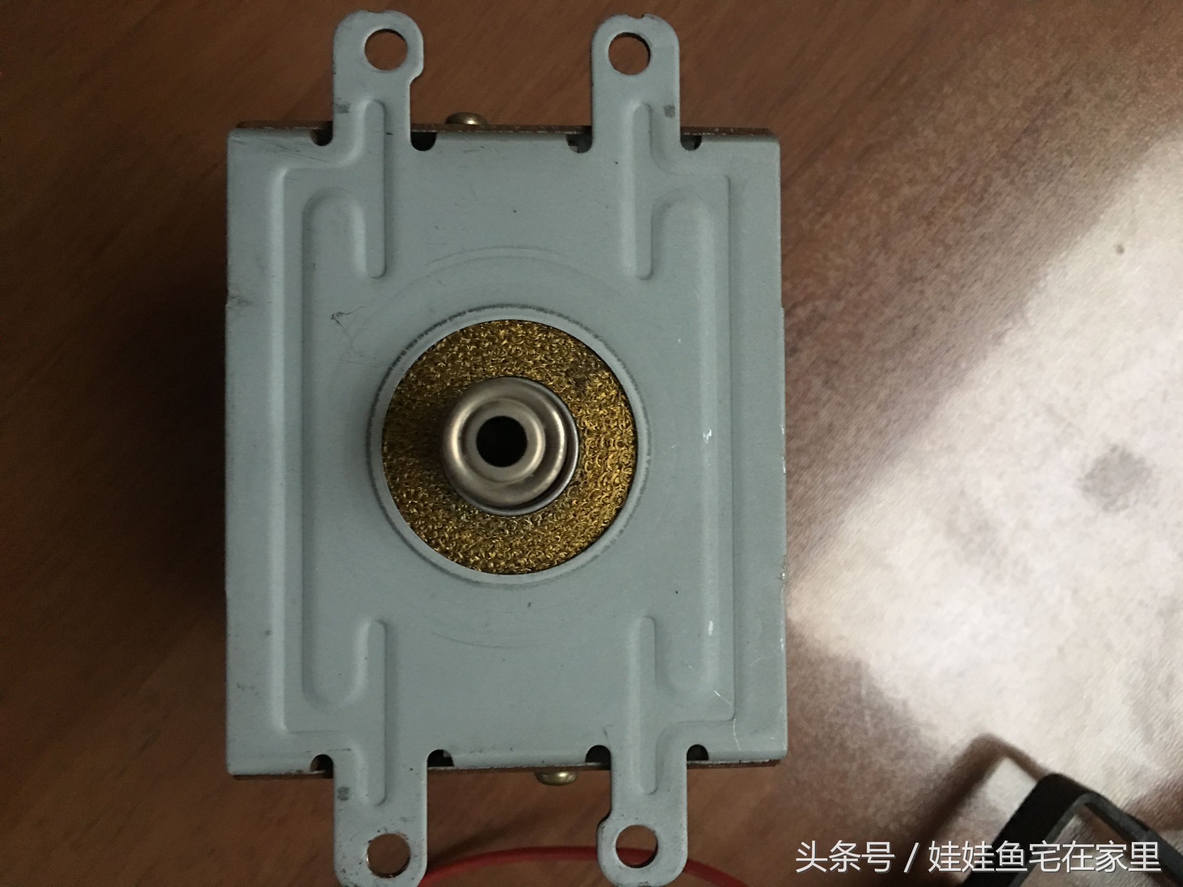 拆格兰仕微波炉,拆报废微波炉