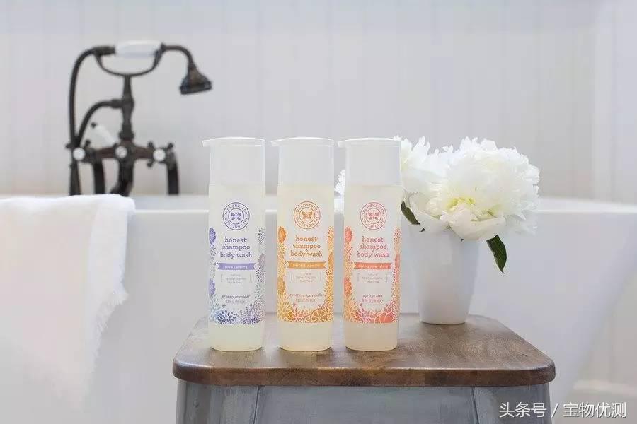 宝物优测:洗澡水刺激眼睛,宝宝大哭怎么办?