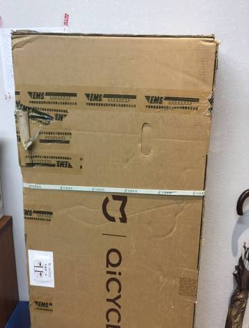 买了个巨难骑的小米自行车，一天内被搭讪的次数超过了几年的总和