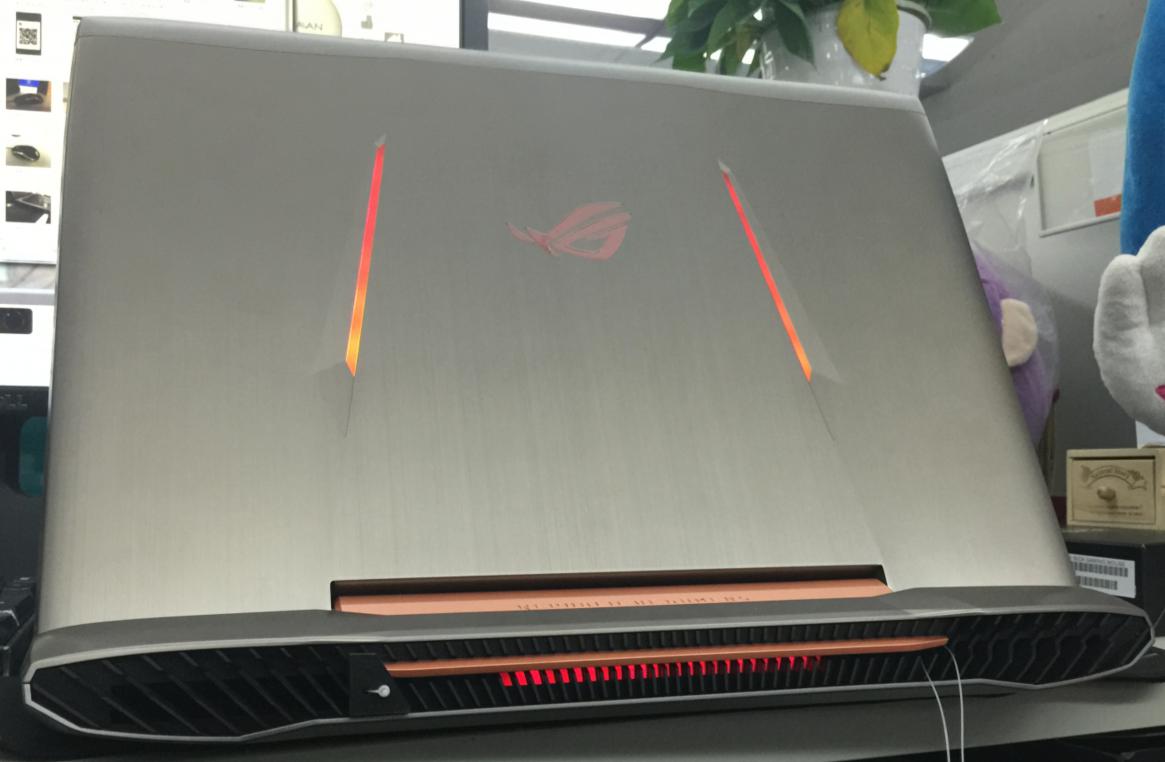 鸡年说机：笔记本的N种卡