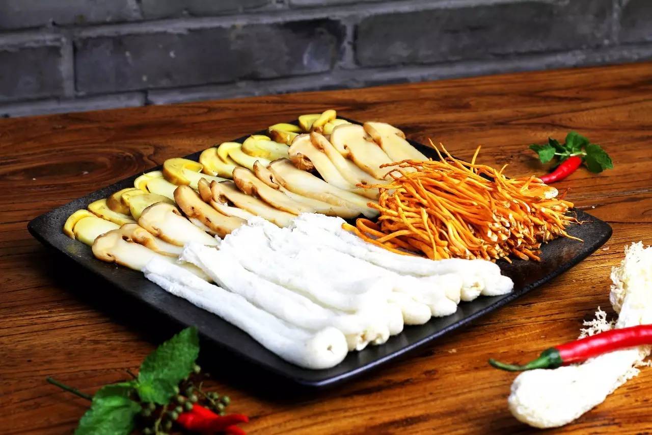 适合冬天吃的火锅店,雾霾天气适合吃火锅吗