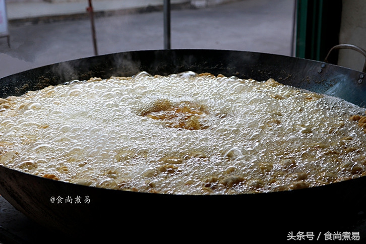 广东人过年必备的小吃,广东过年必备小吃油炸物