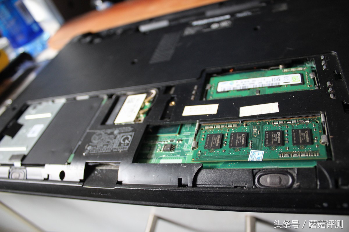 戴尔inspiron3421加装固态,戴尔笔记本inspiron143476拆机