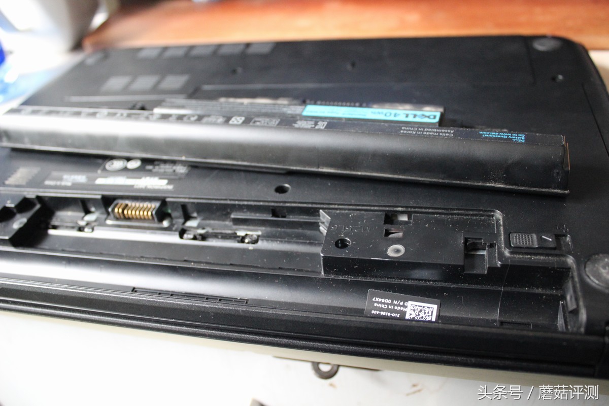 戴尔inspiron3421加装固态,戴尔笔记本inspiron143476拆机