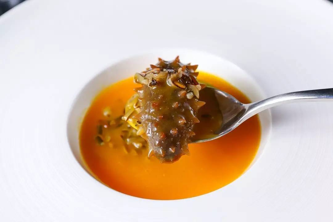 下关高颜值男服务员,招聘高颜值男服务员