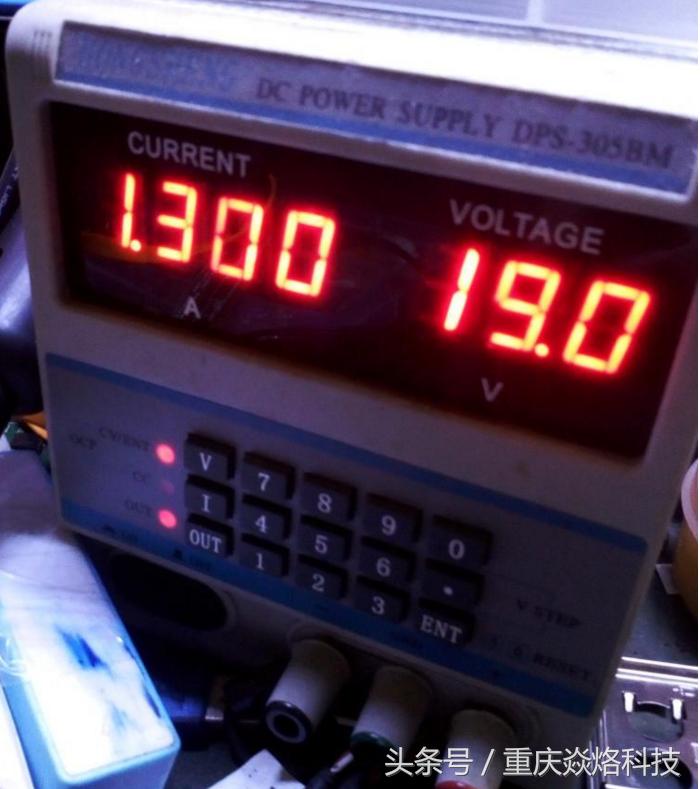 联想e40开机不显示风扇一直在转,联想e40正常启动但显示器不亮