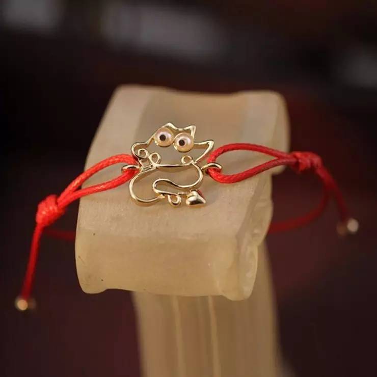 大牌们,求你们放过那只鸡!