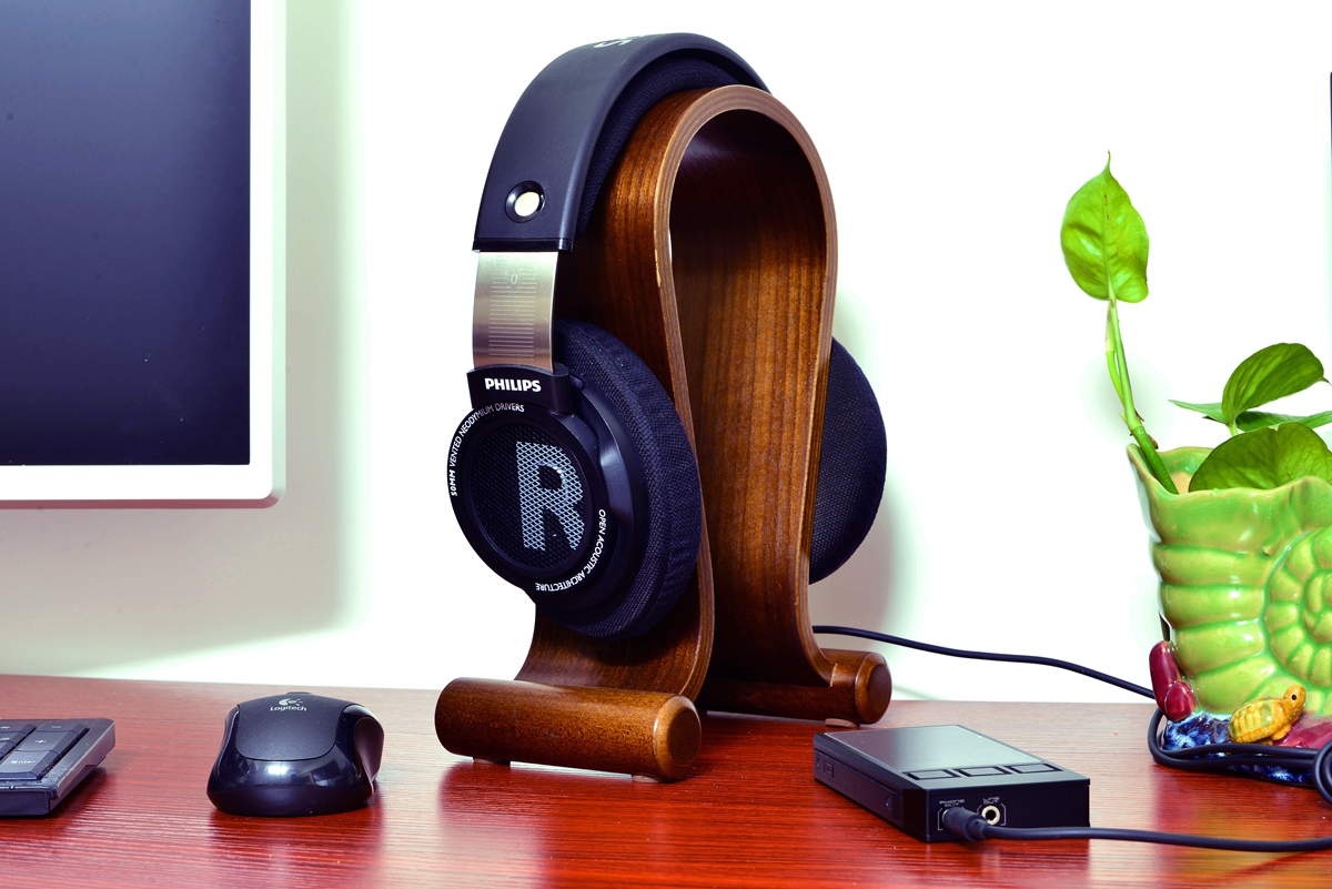 未到年二十八就扫除，晒一下我书房用的主力电脑