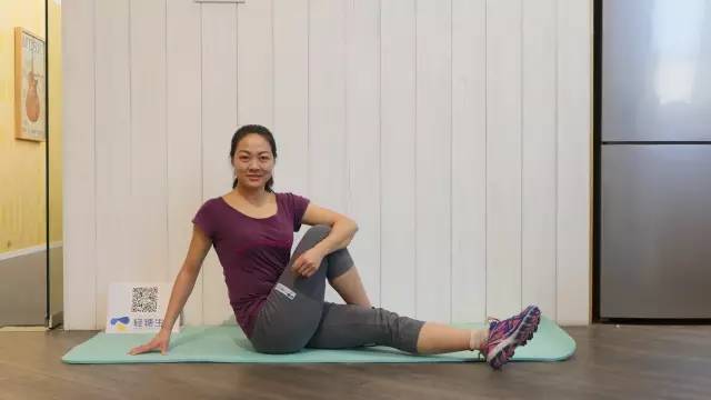 腰扭到神经了怎么办,腰被扭到了怎么办