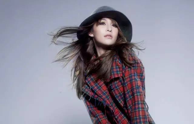 让这些女声的情歌，为你的爱加满勇气