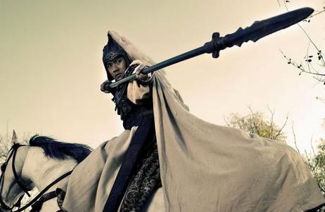 世人是怎么评价赵云的,赵云为什么劝诫赵云