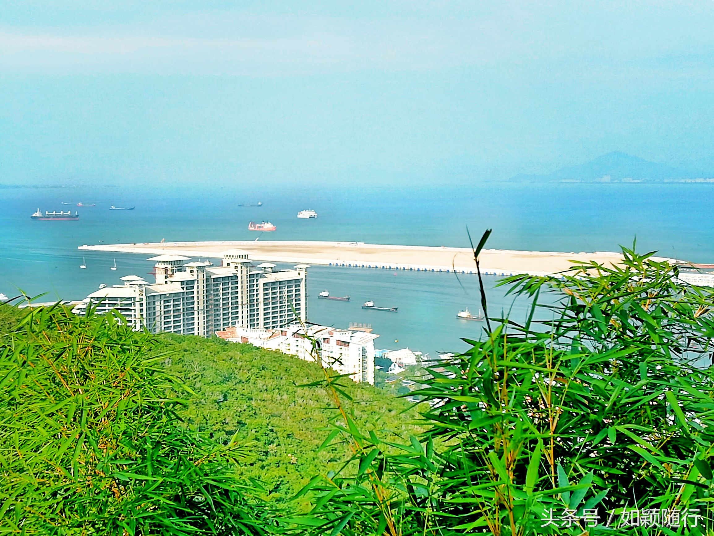 三亚地标美丽凤凰岛,三亚的凤凰岛与海花岛