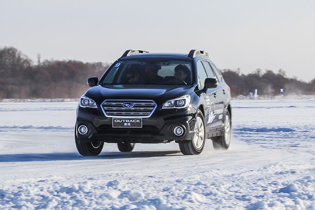 试驾斯巴鲁七座suv2.4l,斯巴鲁冰雪试驾