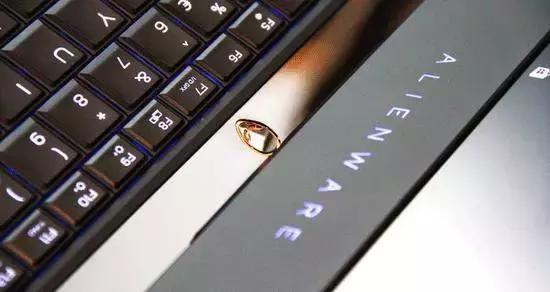 外星人笔记本alienware15r4测评,alienware15笔记本评测