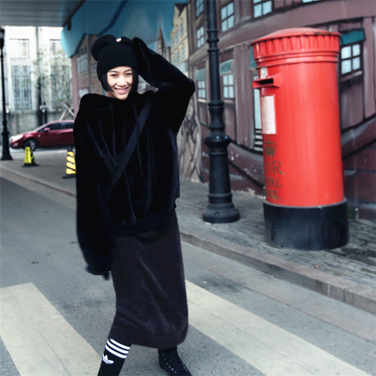韩剧穿搭秋冬大衣卫衣,韩剧连帽拉链卫衣搭配裤子