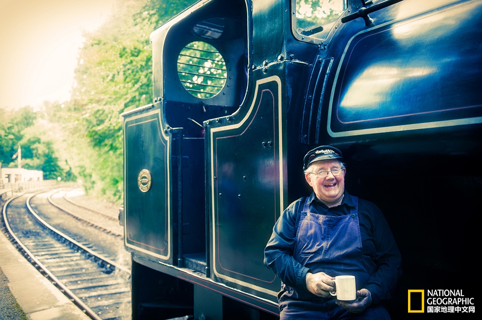 英爱岛行:寂静与喧哗,理智与情感