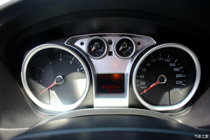 福克斯两厢手动挡用车感受,我的用车心得