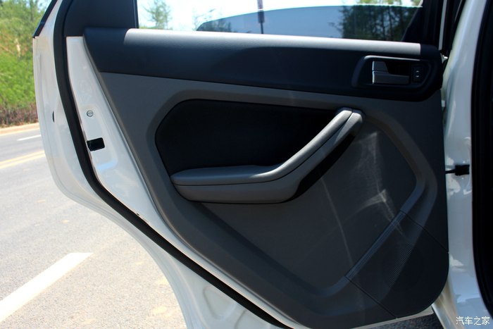 福克斯两厢手动挡用车感受,我的用车心得