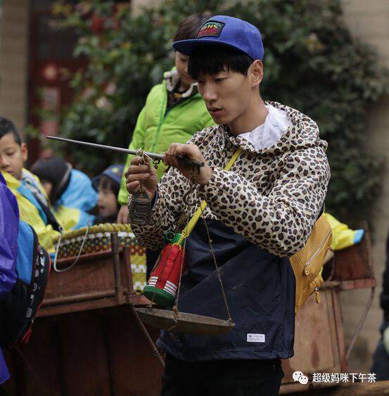 象印虎牌保温杯哪个好用,十大公认最好的保温杯杯具熊