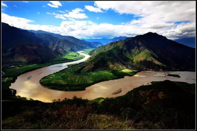 丽江美食攻略全集,丽江象山市场美食攻略