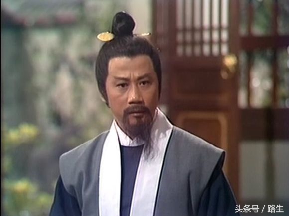 少数民族首领在头衔上加哪三个字，说明自己是“中国的”？