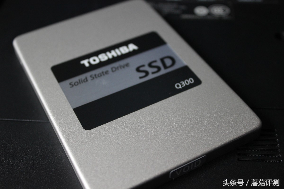 戴尔inspiron3421加装固态,戴尔笔记本inspiron143476拆机