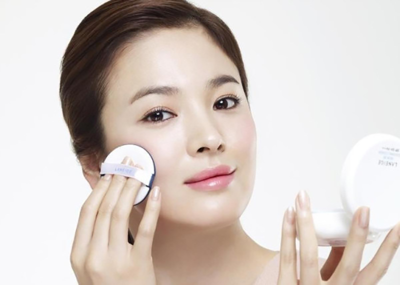 赫拉气垫和欧莱雅气垫哪个好,赫拉气垫好还是雪花秀气垫好