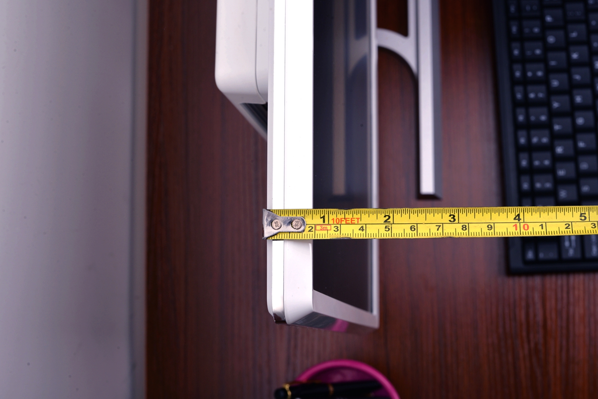 未到年二十八就扫除，晒一下我书房用的主力电脑