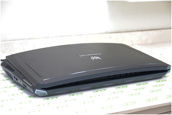 全球首台曲面游戏本——宏碁Predator21X评测
