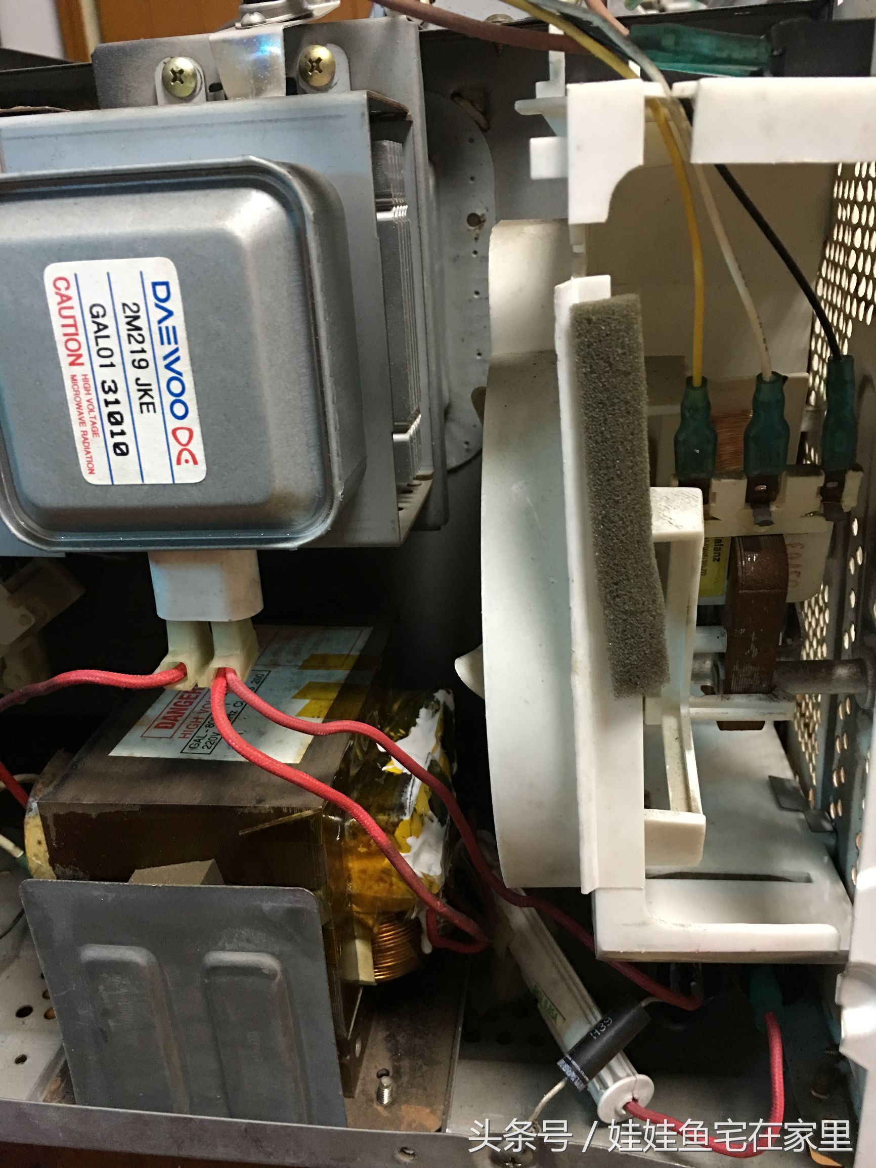 拆格兰仕微波炉,拆报废微波炉