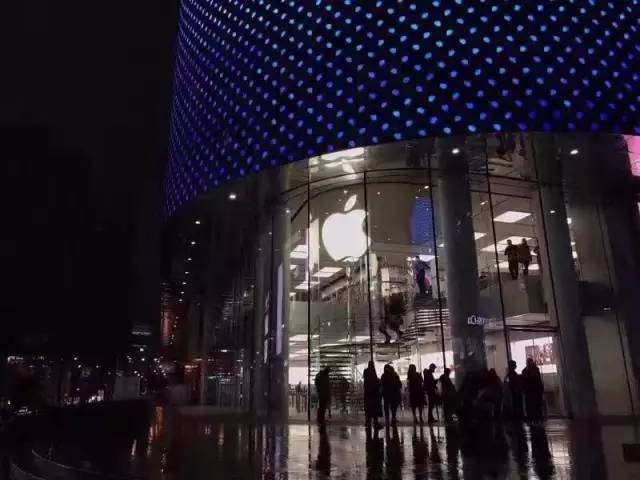 你见过凌晨一点的上海,你见过凌晨过后的上海吗