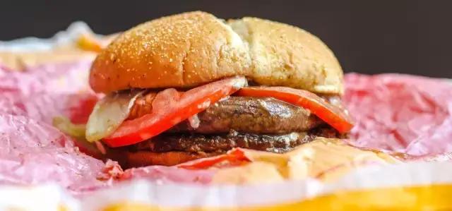 你敢信？在阳朔可以吃得到源自意大利的牛排菇。