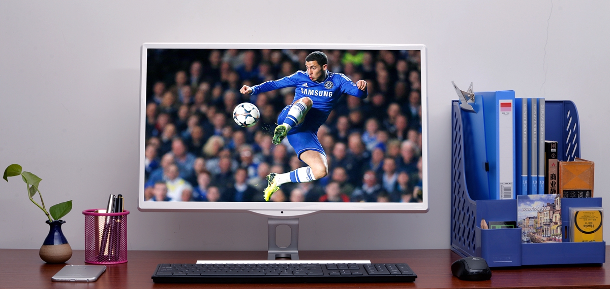 未到年二十八就扫除，晒一下我书房用的主力电脑