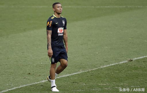 2017-2018年退役的足球明星,冉冉升起的足球巨星