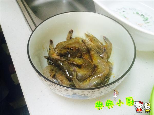 最简单的烧虾方法,烧虾技巧视频教程