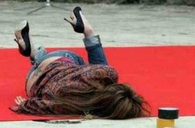 胡歌摔倒全过程,胡歌摔倒视频