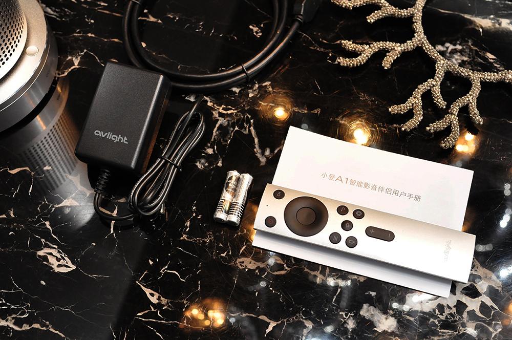 相逢恨晚:爱浪Avlight小爱A1智能影音伴侣