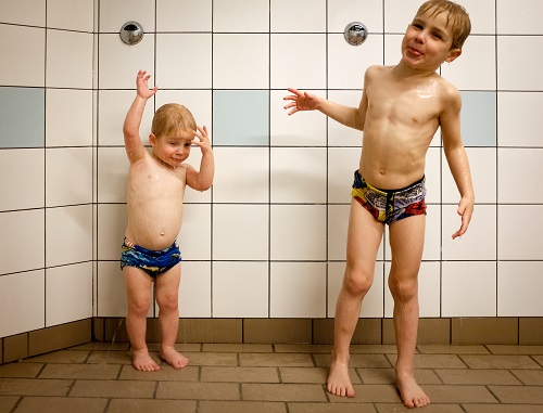 缁欏┐鍎挎礂婢＄殑婕敾,鍎跨瓒ｅ懗娲楁尽婕敾