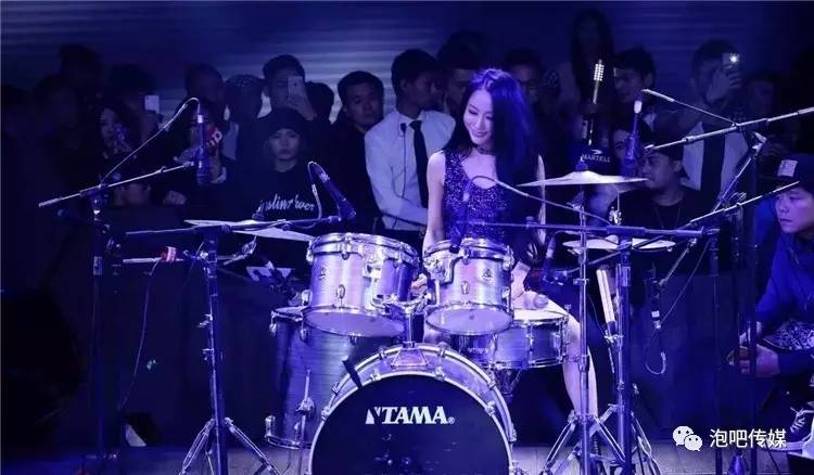 鏉窞clubqueen鐨囧悗,鏉窞閰掑惂鐨囧悗閰掑惂