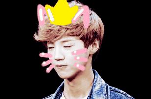 泥萌认识鹿晗吗？就“亲”他，看看，这才是最真实的鹿晗