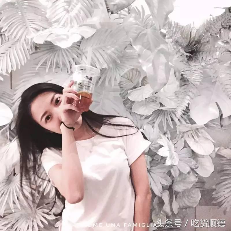 很多大明星都是大良这家店的粉丝，50杯明星同款奶茶免费送！