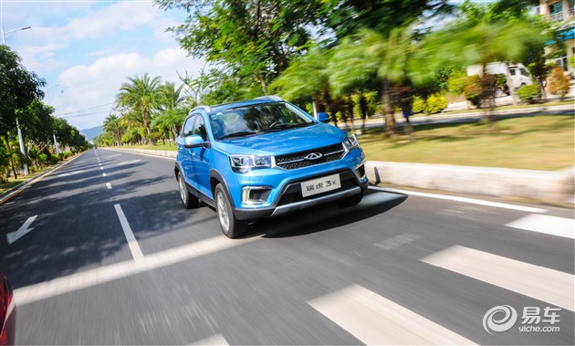 试驾瑞虎3x2023款手动挡,奇瑞瑞虎3x和长安cs35plus哪个好